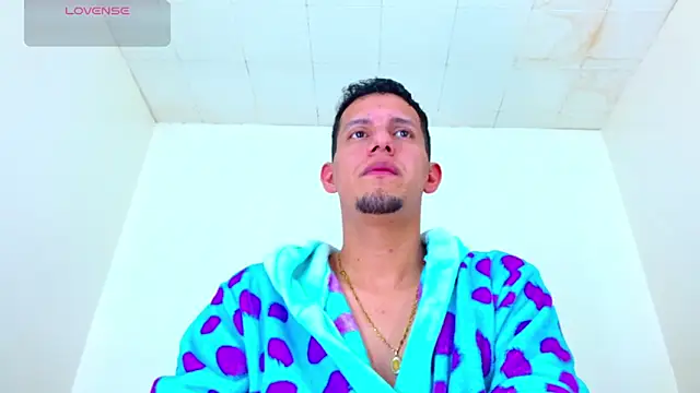 kevin  fox  online show from October 2025 07:14:02 PM