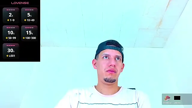 kevin  fox  online show from October 2025 01:17:01 PM