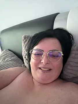 Amandamuller1982 online show from December 2024 02:13:02 PM