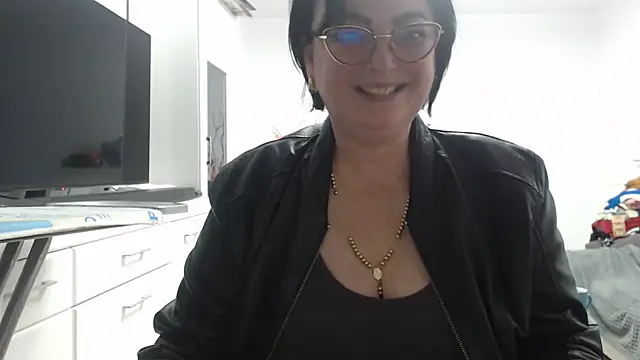 Snapshot of Amandamuller1982 chatting on November 2025 07:47:02 PM Amandamuller1982 online show from November 2025 07:47:02 PM