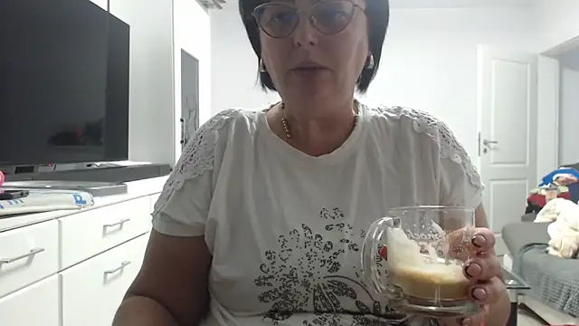 Snapshot of Amandamuller1982 chatting on November 2025 05:23:01 PM Amandamuller1982 online show from November 2025 05:23:01 PM