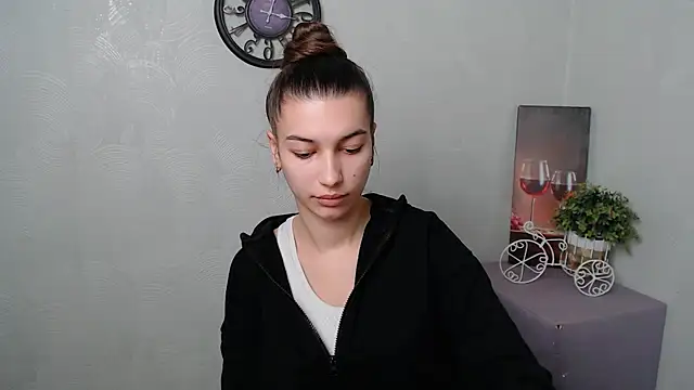 KarolinaRosse  online show from February 2025 10:12:01 AM