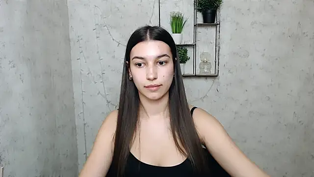 KarolinaRosse  online show from March 2025 07:00:02 AM