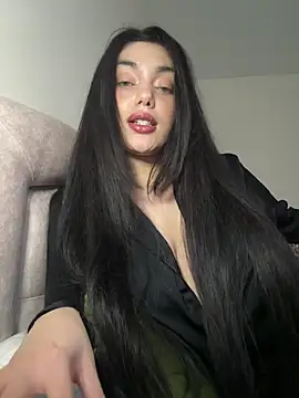 Sweet Khalifa  online show from September 2025 03:04:02 PM