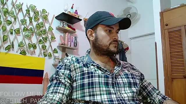 Snapshot of fetish_padrino chatting on March 2025 03:29:01 AM fetish padrino online show from March 2025 03:29:01 AM