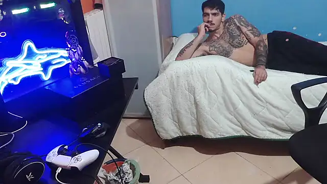 Snapshot of Badboyi1997 chatting on October 2025 01:50:02 AM Badboyi1997 online show from October 2025 01:50:02 AM