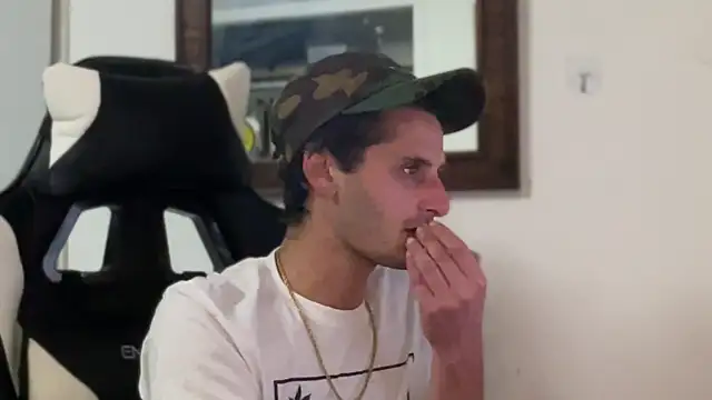 Dylansd online show from December 2024 06:01:02 AM