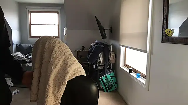 Dylansd online show from March 2025 03:39:01 PM