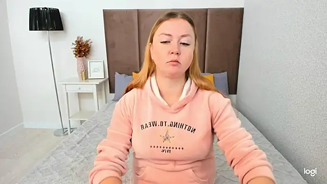 BettyBloom69 online show from September 2025 04:39:02 AM