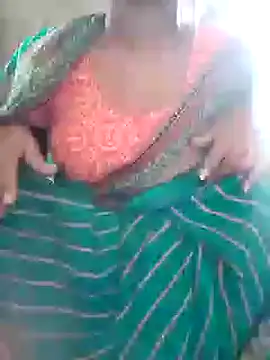 Snapshot of riya_houswife chatting on December 2024 05:42:01 AM riya houswife online show from December 2024 05:42:01 AM