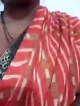 Snapshot of riya_houswife chatting on December 2024 10:17:02 AM riya houswife online show from December 2024 10:17:02 AM