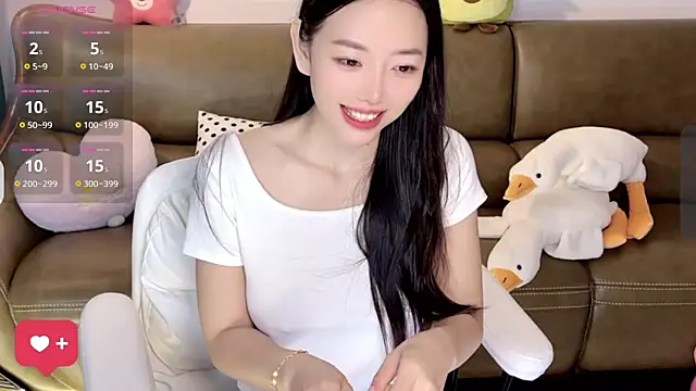 Yilin1999 online show from March 2025 03:35:01 AM