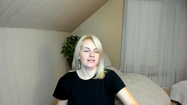 Alicee Gracee online show from January 2025 08:16:02 PM