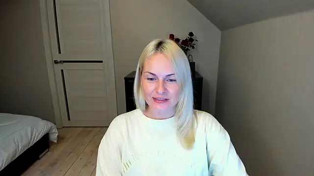 Alicee Gracee online show from September 2025 06:24:01 PM