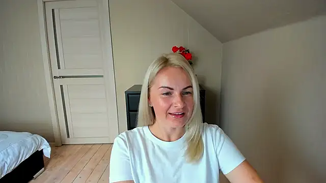 Alicee Gracee online show from October 2025 09:40:02 AM