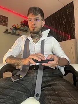 Anthony-Martin online show from September 2025 12:18:01 PM