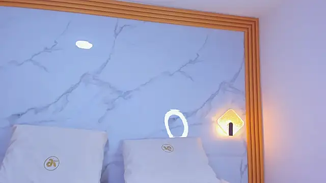 Snapshot of violetta_becker chatting on March 2025 11:42:01 AM violetta becker online show from March 2025 11:42:01 AM