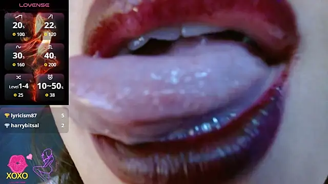 Snapshot of miss_evoleth2 chatting on October 2025 09:39:01 AM miss evoleth2 online show from October 2025 09:39:01 AM