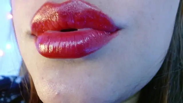 Snapshot of miss_evoleth2 chatting on November 2025 10:49:02 AM miss evoleth2 online show from November 2025 10:49:02 AM