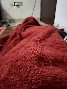 delhiboyooo online show from December 2024 11:48:01 PM