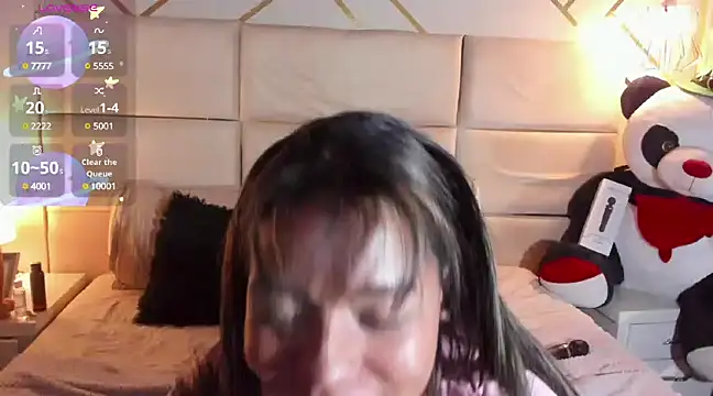 Nathaliajonees online show from March 2025 07:10:01 PM
