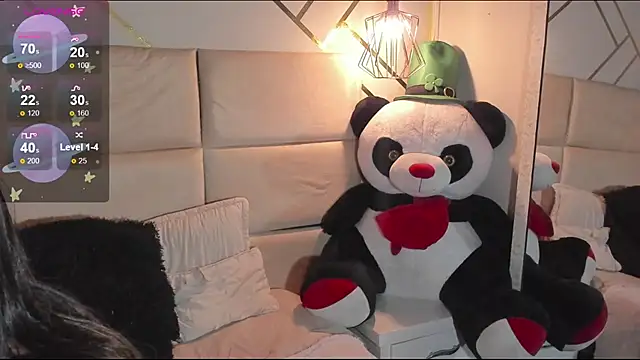 Nathaliajonees online show from October 2025 12:30:02 PM