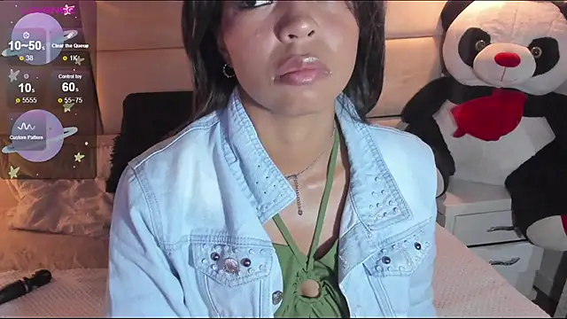 Nathaliajonees online show from October 2025 01:34:01 PM