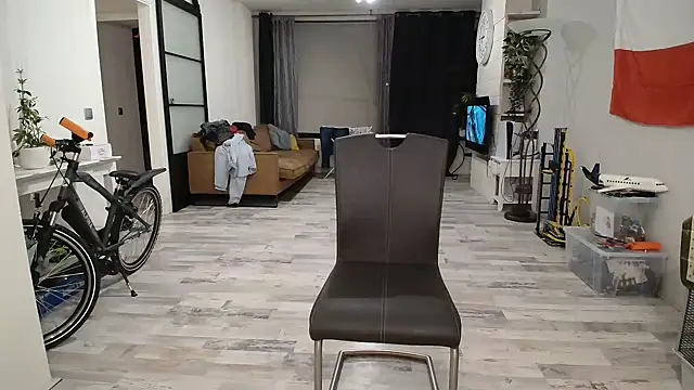 Snapshot of CoupleKitty chatting on September 2025 06:57:01 PM CoupleKitty online show from September 2025 06:57:01 PM