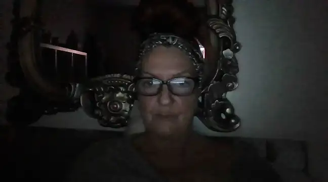 Snapshot of Tillieuk chatting on January 2025 11:27:01 PM Tillieuk online show from January 2025 11:27:01 PM