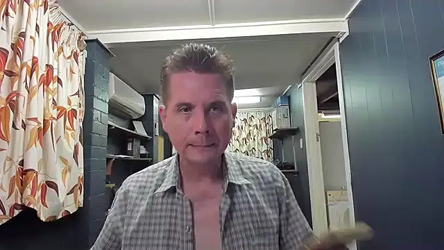 Snapshot of tilobinder chatting on December 2024 10:01:02 AM tilobinder online show from December 2024 10:01:02 AM