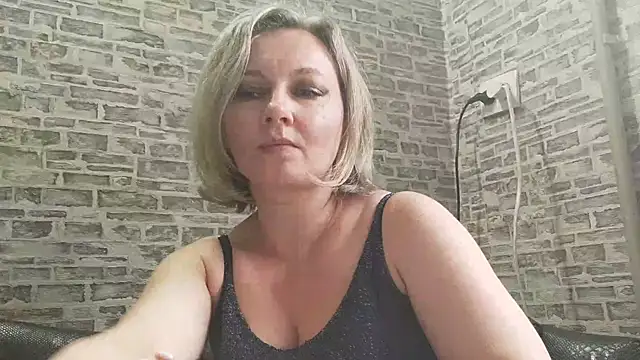 EdithManning online show from March 2025 12:07:02 PM