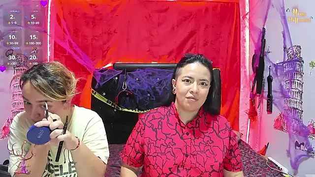 Snapshot of katieeandsharonn chatting on October 2025 01:51:02 PM katieeandsharonn online show from October 2025 01:51:02 PM