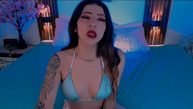 Snapshot of AmyHE chatting on October 2025 10:36:01 AM AmyHE online show from October 2025 10:36:01 AM