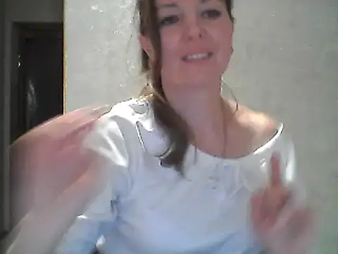 Snapshot of VselenaSun402 chatting on January 2025 02:44:01 PM VselenaSun402 online show from January 2025 02:44:01 PM