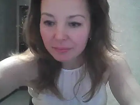 Snapshot of VselenaSun402 chatting on January 2025 11:48:01 AM VselenaSun402 online show from January 2025 11:48:01 AM