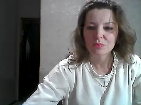 Snapshot of VselenaSun402 chatting on January 2025 07:51:02 AM VselenaSun402 online show from January 2025 07:51:02 AM