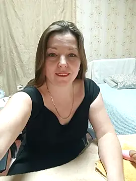 Snapshot of VselenaSun402 chatting on November 2025 11:21:02 AM VselenaSun402 online show from November 2025 11:21:02 AM