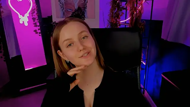 Snapshot of KellyPoter chatting on December 2024 12:28:02 PM KellyPoter online show from December 2024 12:28:02 PM