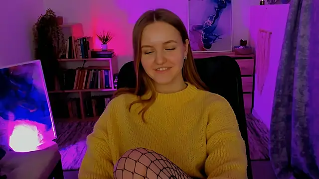 Snapshot of KellyPoter chatting on December 2024 12:03:01 PM KellyPoter online show from December 2024 12:03:01 PM