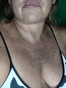 Kasandra Ho online show from October 2025 01:41:02 AM