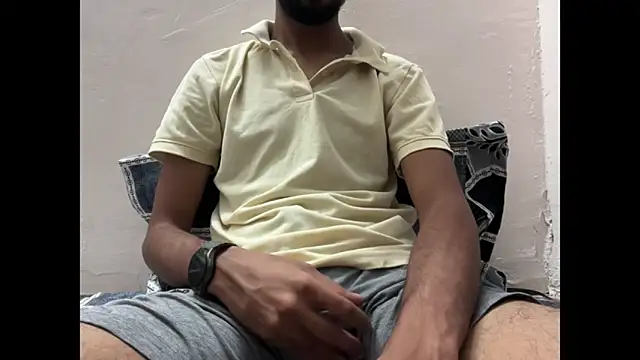 Snapshot of meatycronn chatting on October 2025 09:06:01 PM meatycronn online show from October 2025 09:06:01 PM