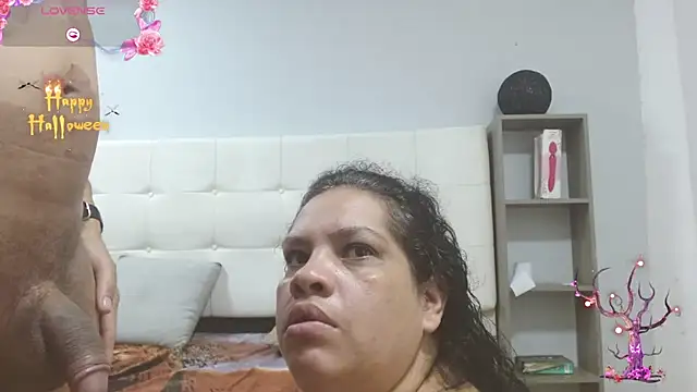 Snapshot of Candy_and_Jh0n chatting on October 2025 01:25:01 AM Candy and Jh0n online show from October 2025 01:25:01 AM