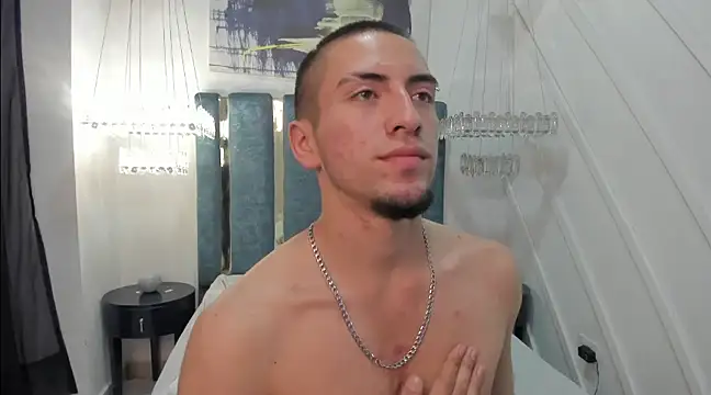 King Dante  online show from January 2025 11:19:02 PM