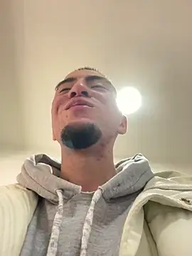 King Dante  online show from March 2025 07:34:02 PM