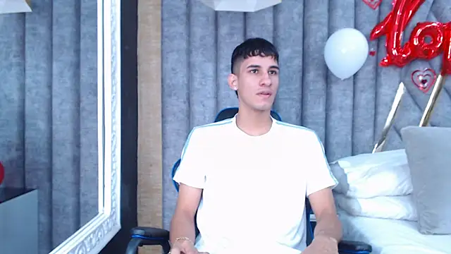 Snapshot of JakeMoxley chatting on February 2025 12:16:02 PM JakeMoxley online show from February 2025 12:16:02 PM