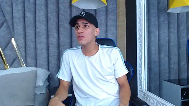 Snapshot of JakeMoxley chatting on March 2025 03:34:01 AM JakeMoxley online show from March 2025 03:34:01 AM