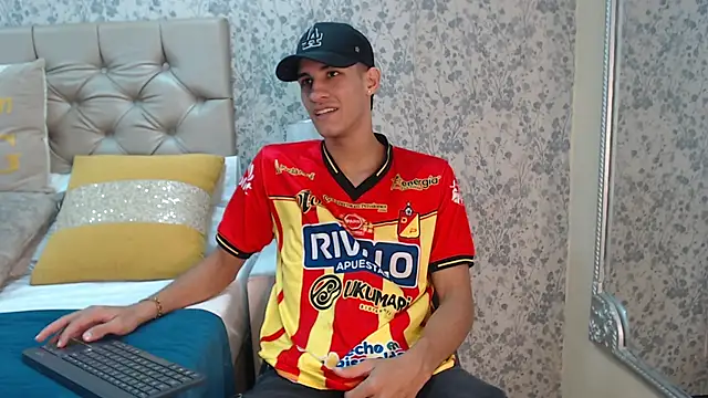 Snapshot of JakeMoxley chatting on March 2025 08:32:02 PM JakeMoxley online show from March 2025 08:32:02 PM