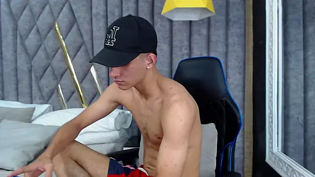 Snapshot of JakeMoxley chatting on March 2025 06:44:02 PM JakeMoxley online show from March 2025 06:44:02 PM