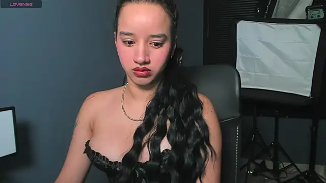 emilyrouxe online show from December 2024 12:45:02 AM