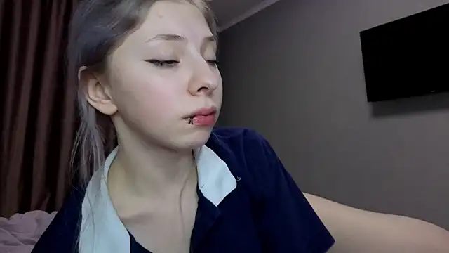 RinnMariko online show from February 2025 01:52:02 AM